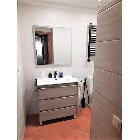 Apartment Peonia 1 *